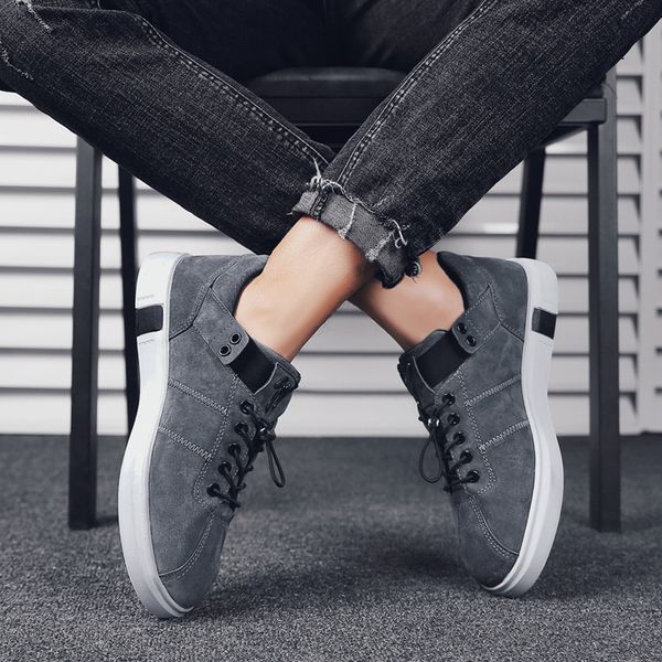 2018 new style winter men's shoes versatile men casual korean-style stylish sneaker trendy shoes leather plus velvet warm, Black
2018 new style winter men's shoes versatile men casual korean-style stylish sneaker trendy shoes leather plus velvet warm, Black