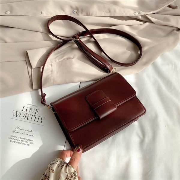 small square bag new retro single shoulder messenger bag women's
small square bag new retro single shoulder messenger bag women's