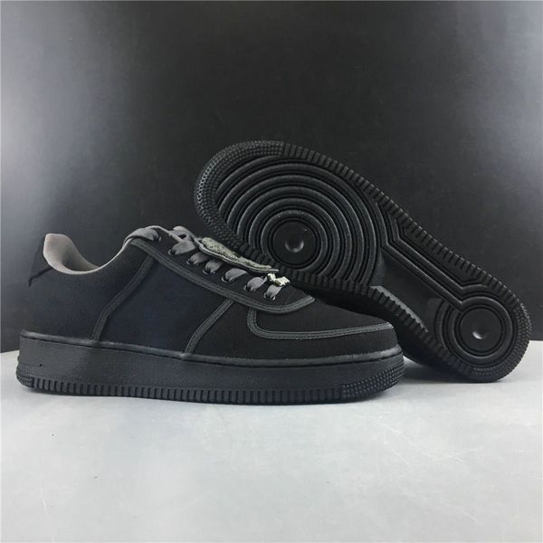 good quality travis scott 1 low one black metallic silver athletic designer shoes comfort fashion skateboard trainers come with box
good quality travis scott 1 low one black metallic silver athletic designer shoes comfort fashion skateboard trainers come with box