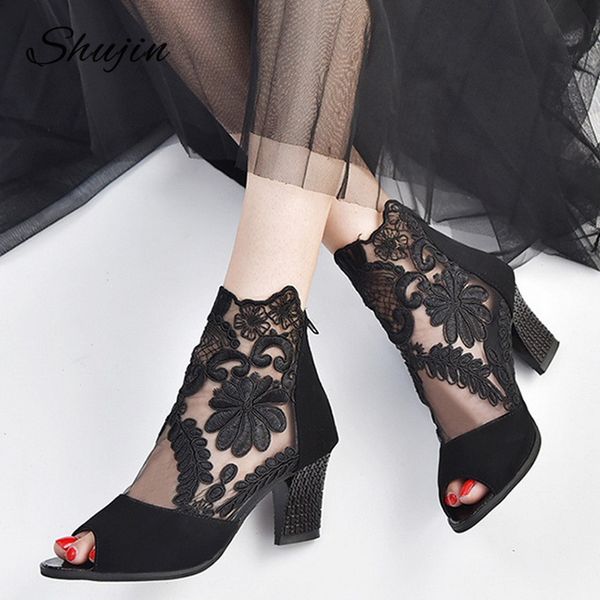 2019 new high heels women pumps transparent flower lace wedding shoes women pointed toe party shoes, Black
2019 new high heels women pumps transparent flower lace wedding shoes women pointed toe party shoes, Black