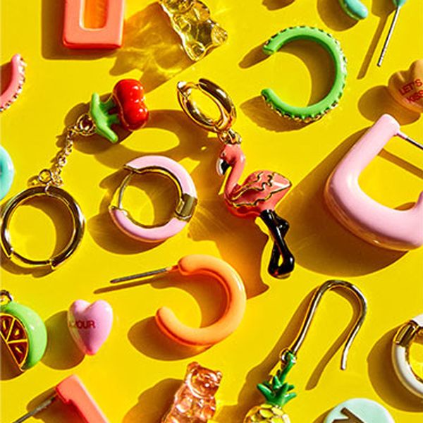 ba latest colorful enamel small hoop earrings gold round huggie loop earrings for women, Golden;silver
ba latest colorful enamel small hoop earrings gold round huggie loop earrings for women, Golden;silver