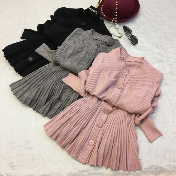 2019 autumn winter long sleeve knitted dress round collar women's spring pure color slim waist single-breasted sweater dress, White
2019 autumn winter long sleeve knitted dress round collar women's spring pure color slim waist single-breasted sweater dress, White