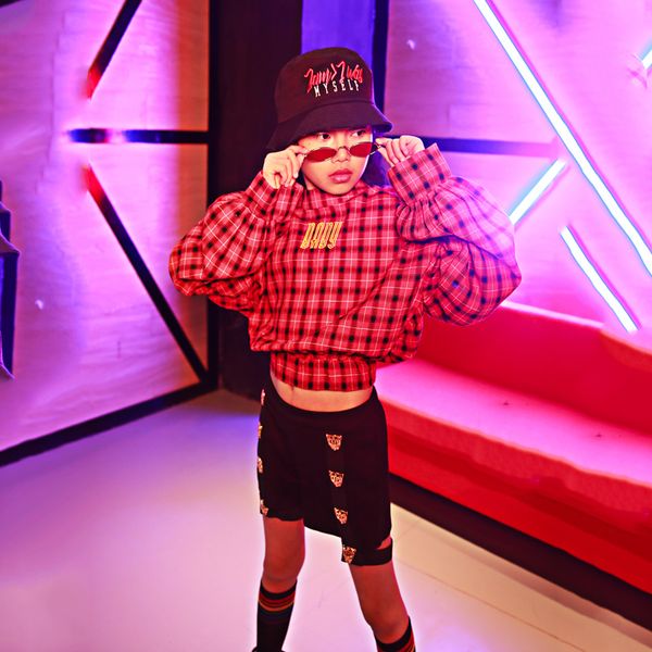 kid hip hop clothing red plaid shirt shorts suit for girls jazz dance wear costume child ballroom show dance outfit 2pcs dqs1544, Black;red
kid hip hop clothing red plaid shirt shorts suit for girls jazz dance wear costume child ballroom show dance outfit 2pcs dqs1544, Black;red