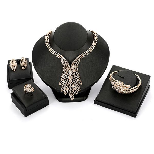 wholesale 18k gold plated alloy leaves wedding jewelry set luxury exaggerated rhinestone necklace earrings bracelet ring 4-piece set js556, Slivery;golden
wholesale 18k gold plated alloy leaves wedding jewelry set luxury exaggerated rhinestone necklace earrings bracelet ring 4-piece set js556, Slivery;golden