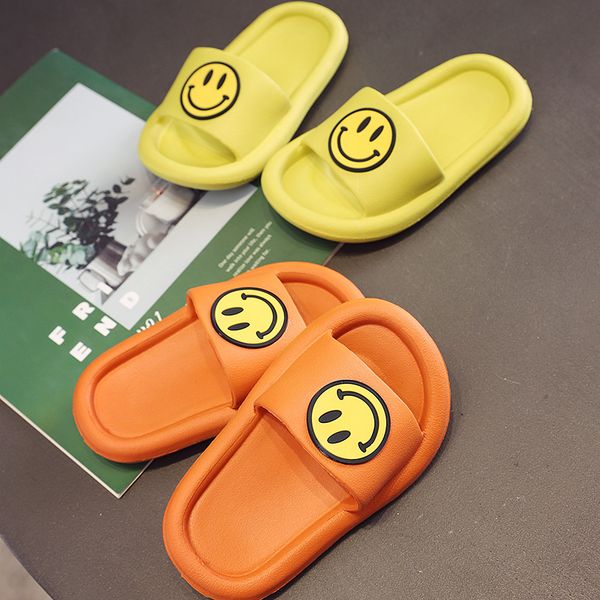 2020 new lovely indoor outdoor children slipper anti-skid boy girl cantoon batherroom shoes kids shower slippers, Black;grey
2020 new lovely indoor outdoor children slipper anti-skid boy girl cantoon batherroom shoes kids shower slippers, Black;grey