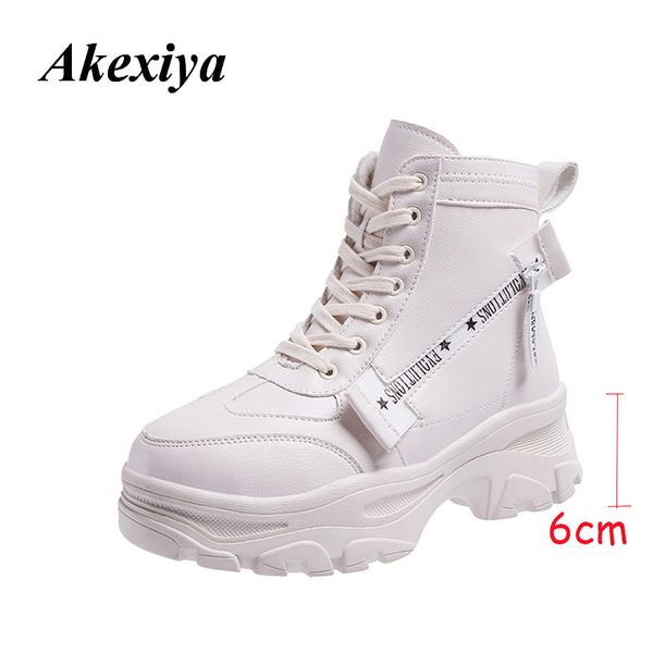 2019 new women's winter sneakers warm fur chunky sneakers platform high heel casual shoes woman ladies leather high top
2019 new women's winter sneakers warm fur chunky sneakers platform high heel casual shoes woman ladies leather high top