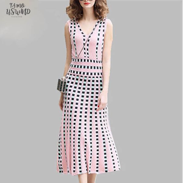 v neck sleeveless dresses women runway summer acrylic pullovers knit dress elegant grid slim vestidos, Black;gray
v neck sleeveless dresses women runway summer acrylic pullovers knit dress elegant grid slim vestidos, Black;gray