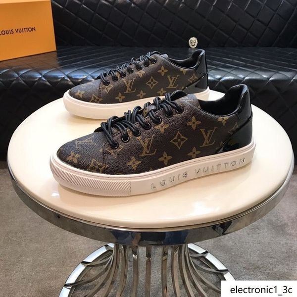 2019wl new men s casual sneakers, low-cut luxury men s outdoor travel sneakers, fast delivery with original box packaging
2019wl new men s casual sneakers, low-cut luxury men s outdoor travel sneakers, fast delivery with original box packaging