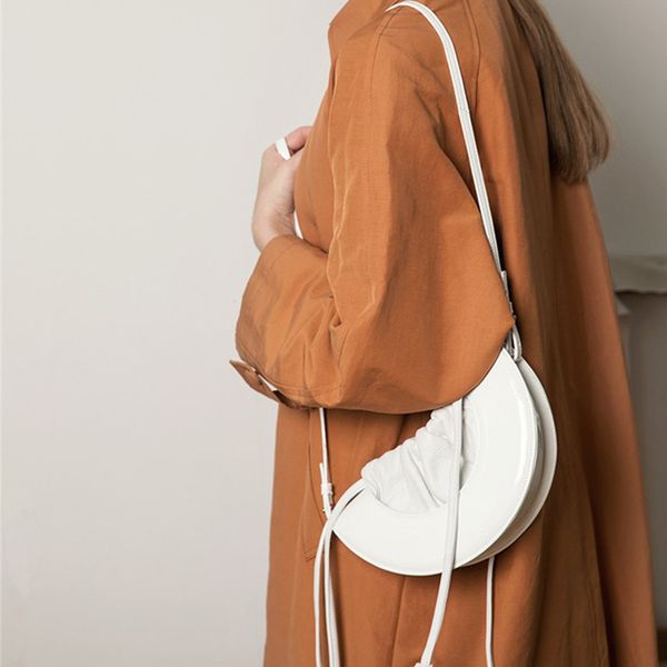 pu leather half moon bag for ladies fashion simple drawstring crossbody bags women casual saddle bag 2019summer new
pu leather half moon bag for ladies fashion simple drawstring crossbody bags women casual saddle bag 2019summer new