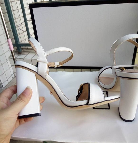 2020 new arrivals 2018 patent leather thrill heels women unique designer pointed toe dress wedding shoes shoes letters heel sandals
2020 new arrivals 2018 patent leather thrill heels women unique designer pointed toe dress wedding shoes shoes letters heel sandals