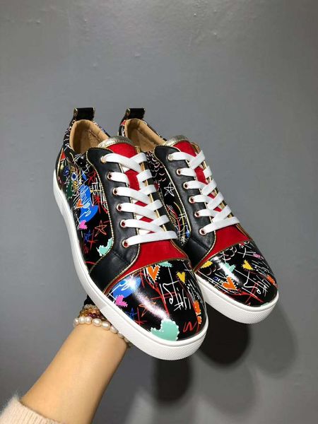 brand designer low black graffiti patent leather sneaker flats red bottom shoes luxury shoes for men women designer sneakers with box
brand designer low black graffiti patent leather sneaker flats red bottom shoes luxury shoes for men women designer sneakers with box