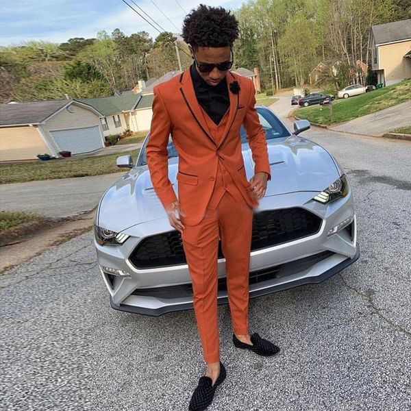 fall handsome two buttons wedding men suits notch lapel three pieces business groom tuxedos(jacket+vest+pants), Black;gray
fall handsome two buttons wedding men suits notch lapel three pieces business groom tuxedos(jacket+vest+pants), Black;gray