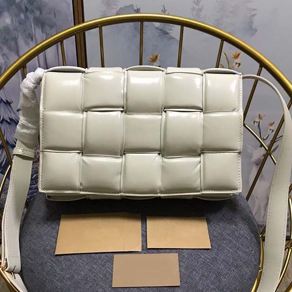superior quality luxury designer bag brand women handbag bag genuine leather 2-face crossbody bag weave purses with dust bag+box
superior quality luxury designer bag brand women handbag bag genuine leather 2-face crossbody bag weave purses with dust bag+box
