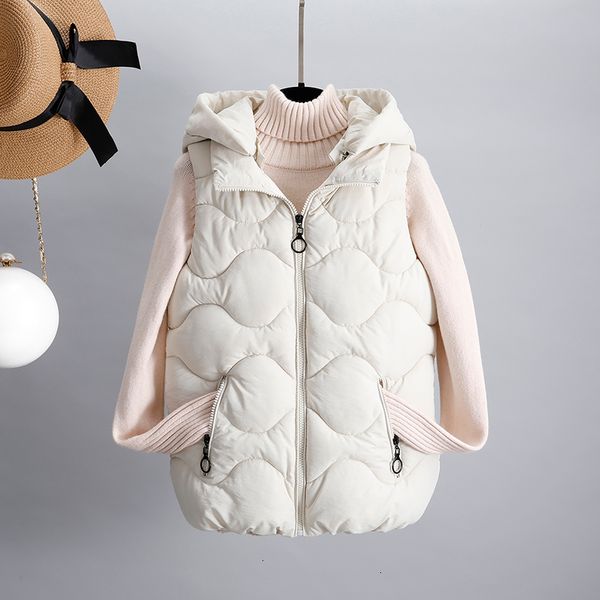 taotrees autumn and winter female casual warm vest hooded pocketed solid color zipper vest coat, Black;white
taotrees autumn and winter female casual warm vest hooded pocketed solid color zipper vest coat, Black;white