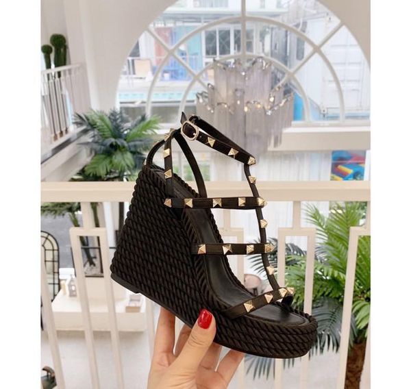 new summer rivet heels, wedge sandals, banquet shoes, casual shoes, size 35-41, 12cm heels, with box and dust bag, Black
new summer rivet heels, wedge sandals, banquet shoes, casual shoes, size 35-41, 12cm heels, with box and dust bag, Black