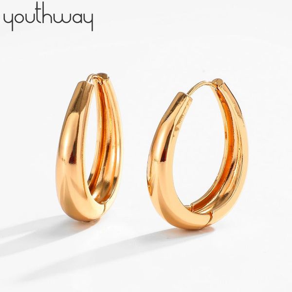 minimalist gold color brass hoop earrings geometric drop shape chunky huggie statement earrings for women girl party jewelry, Golden;silver
minimalist gold color brass hoop earrings geometric drop shape chunky huggie statement earrings for women girl party jewelry, Golden;silver