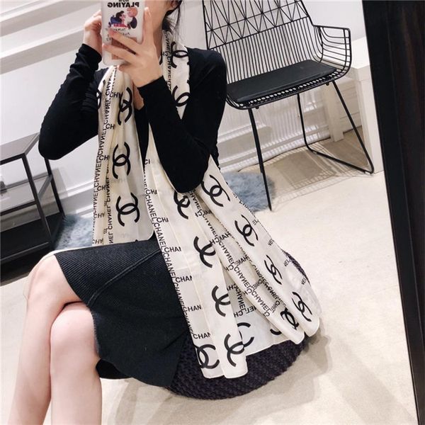 trend high-end fashion real scarf classic lady letter quality scarves scarf fashion classic silk scarves size 180-90cm, Blue;gray
trend high-end fashion real scarf classic lady letter quality scarves scarf fashion classic silk scarves size 180-90cm, Blue;gray