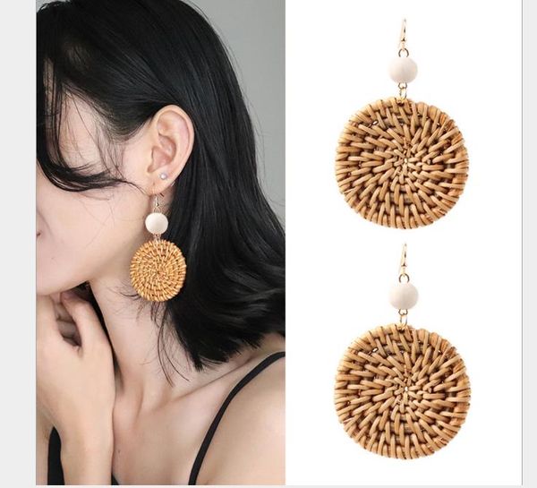 exotic earrings fashionable hand-woven rattan-woven wooden bead ear nails baitao earrings, Golden;silver
exotic earrings fashionable hand-woven rattan-woven wooden bead ear nails baitao earrings, Golden;silver