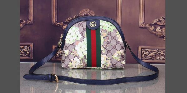 Women shoulder bags women chain bags crossbody bag fashion Black leather handbags female purse bag
Women shoulder bags women chain bags crossbody bag fashion Black leather handbags female purse bag