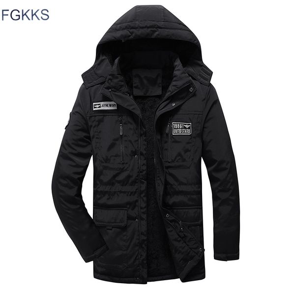 fgkks men warm jacket parkas coats winter male solid color hooded thicken parkas overcoat men's coat, Tan;black
fgkks men warm jacket parkas coats winter male solid color hooded thicken parkas overcoat men's coat, Tan;black