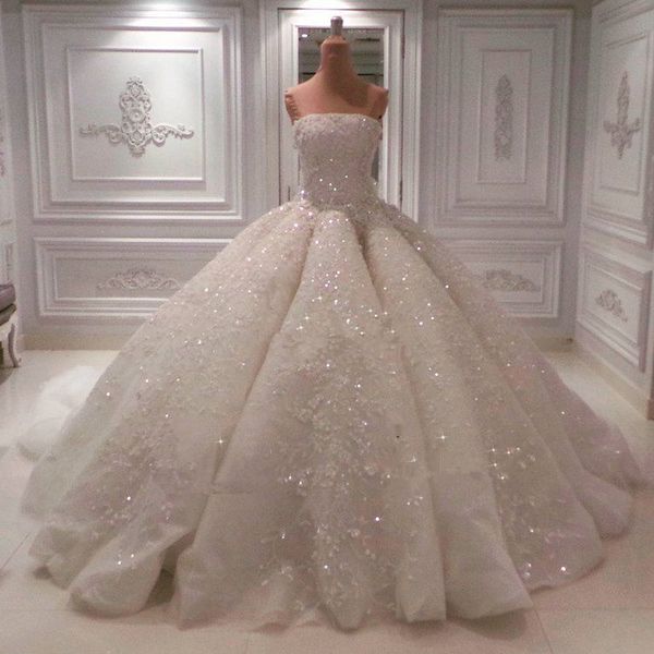 sparkly lace appliqued strapless ball gown wedding dresses luxury plus size ctystal beaded arabic dubai bridal gown, White
sparkly lace appliqued strapless ball gown wedding dresses luxury plus size ctystal beaded arabic dubai bridal gown, White
