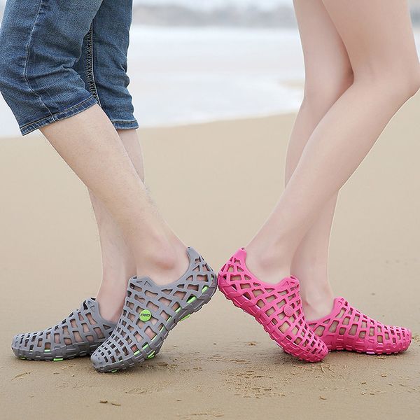 summer slippers for men hollow out beach flip flops casual slip-on flats sandals men soft breathable shoes mar15, Black
summer slippers for men hollow out beach flip flops casual slip-on flats sandals men soft breathable shoes mar15, Black