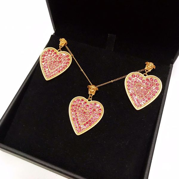 new beauty head portrait red love full diamond wild fashion jewelry women earrings women necklace, Silver
new beauty head portrait red love full diamond wild fashion jewelry women earrings women necklace, Silver