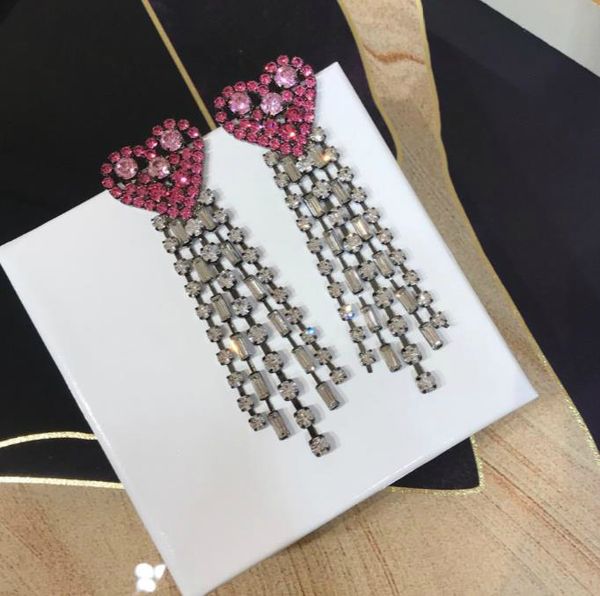 luxury designer brand jewelry heart shaped crystal tassel temperament earrings for women wedding banquet accessories gifts, Silver
luxury designer brand jewelry heart shaped crystal tassel temperament earrings for women wedding banquet accessories gifts, Silver