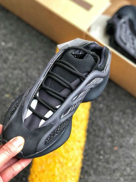 2020 ale wholesale azael 700 v3 black designer shoes for sale glows in the dark kanye west men womens running shoes 12s
2020 ale wholesale azael 700 v3 black designer shoes for sale glows in the dark kanye west men womens running shoes 12s
