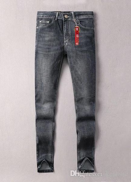 2020 роскошные новые мужские джинсы тренд мужские джинсы и изношенные ковбойские мотоциклетные уличные повседневные дизайнерские брюки тонки, Blue
2020 роскошные новые мужские джинсы тренд мужские джинсы и изношенные ковбойские мотоциклетные уличные повседневные дизайнерские брюки тонки, Blue