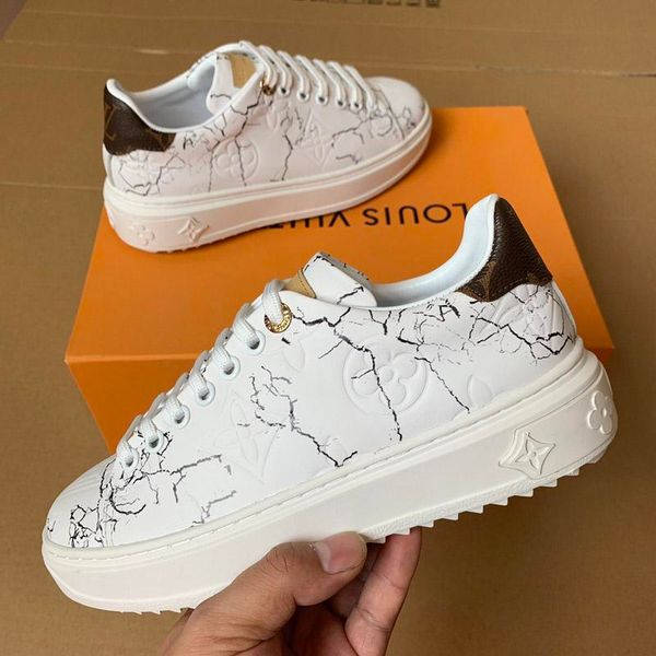 2020 new fashion luxury women flat casual shoes fashion soft comfortable ladies casual shoes size 35-41, Black
2020 new fashion luxury women flat casual shoes fashion soft comfortable ladies casual shoes size 35-41, Black