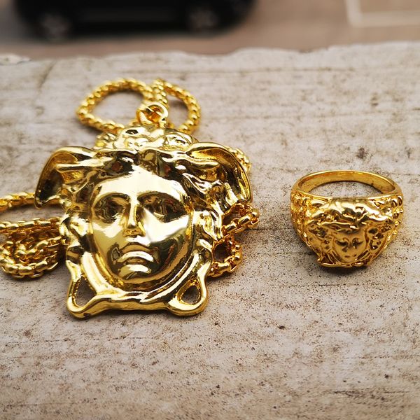 2019 new fashion punk jewels gold hip hop necklace & pendants ring bundle set hip hop jewelry for men women, Silver
2019 new fashion punk jewels gold hip hop necklace & pendants ring bundle set hip hop jewelry for men women, Silver