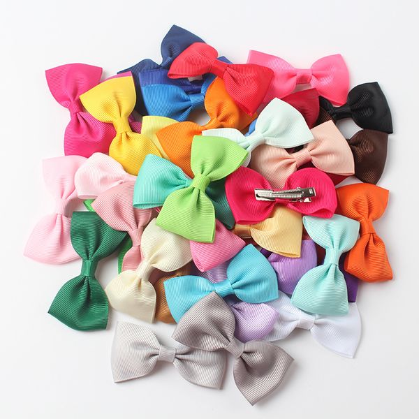 100 pcs wholesale price grosgrain ribbon hair bows baby girl accessories with clip boutique hairbows hair pins, Slivery;white
100 pcs wholesale price grosgrain ribbon hair bows baby girl accessories with clip boutique hairbows hair pins, Slivery;white