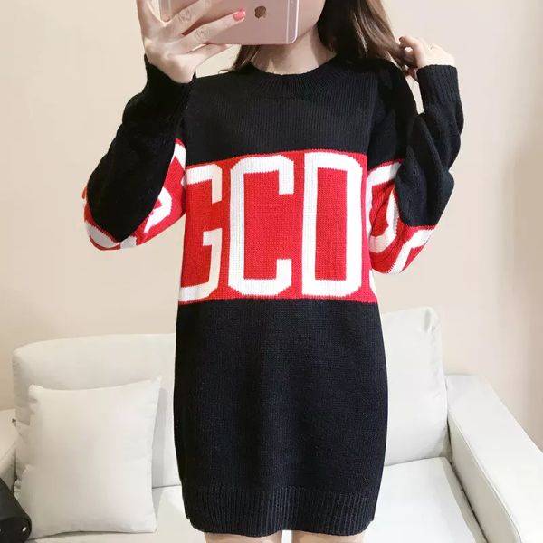 spring and autumn sweaters in the long sleeve head thickened letter sweater coat loose woman, White;black
spring and autumn sweaters in the long sleeve head thickened letter sweater coat loose woman, White;black