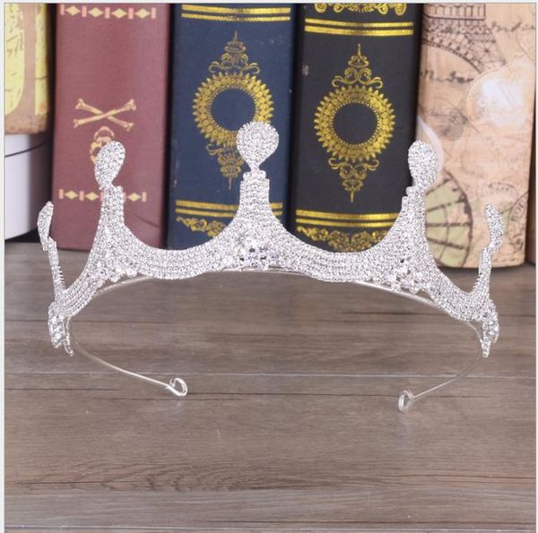 new wedding headdress european baroque claw chain full of diamond crown accessories hair hoop accessories, Slivery;golden
new wedding headdress european baroque claw chain full of diamond crown accessories hair hoop accessories, Slivery;golden