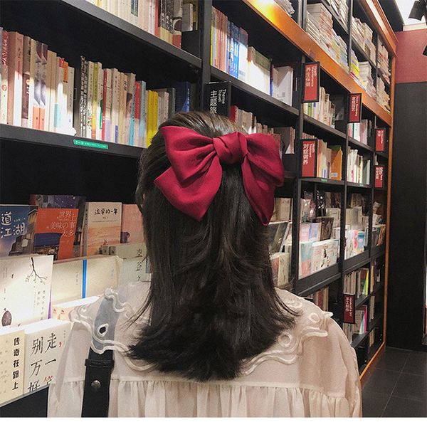 spring / summer 2020 hairpin big bowknot girl back spring clip hair accessories, Slivery;white
spring / summer 2020 hairpin big bowknot girl back spring clip hair accessories, Slivery;white