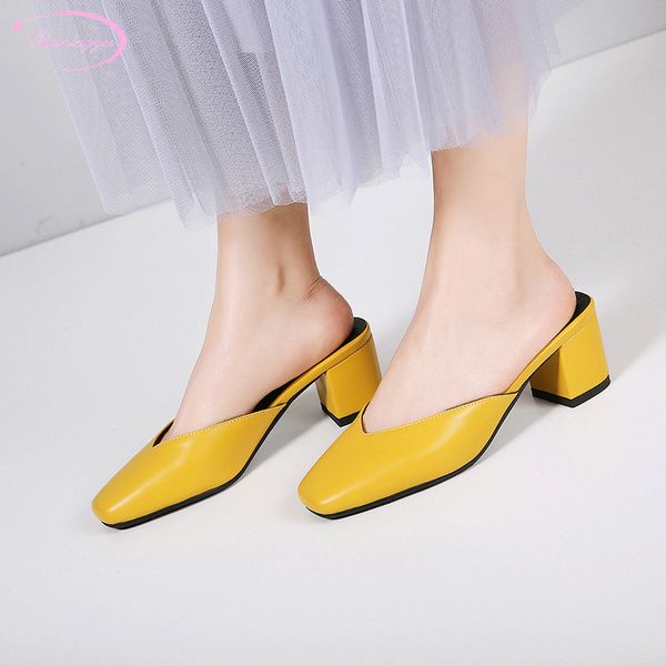 korea casual style square toe summer cool slippers fashion slip-on white black yellow medium heel thick women's shoes
korea casual style square toe summer cool slippers fashion slip-on white black yellow medium heel thick women's shoes