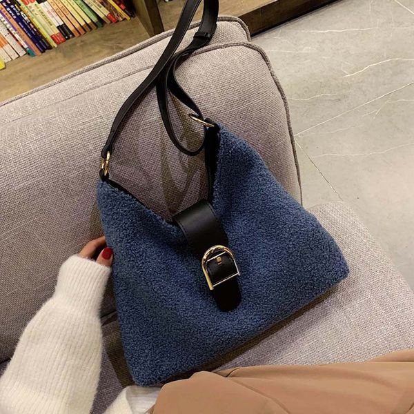 autumn foreign style fur bag big bag female 2020 new style tote korean large capacity lamb oblique furry fluffy
autumn foreign style fur bag big bag female 2020 new style tote korean large capacity lamb oblique furry fluffy