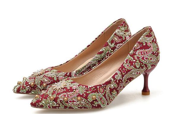 2020 women's shoes in spring and autumn with new style high heel fine heel pointed end cloth shoes @4104, Black
2020 women's shoes in spring and autumn with new style high heel fine heel pointed end cloth shoes @4104, Black