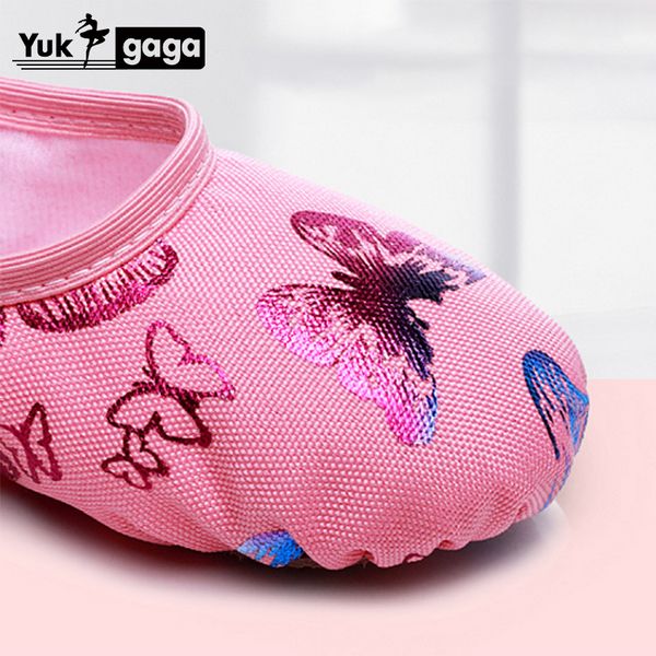 2020 professional ballerina ballet dance shoes canvas flats soft split cow leather latin dance training shoes girls toe
2020 professional ballerina ballet dance shoes canvas flats soft split cow leather latin dance training shoes girls toe
