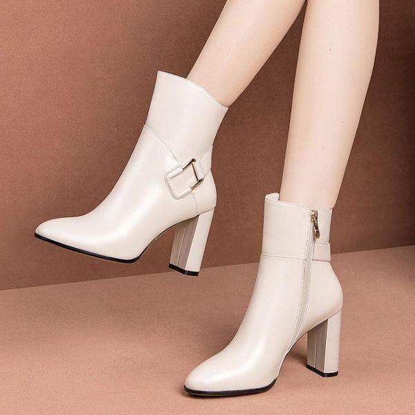 winter 2019 round head thick heel side zipper square buckle boots women's high heel white women's boots head layer cowhide 9cm, Black
winter 2019 round head thick heel side zipper square buckle boots women's high heel white women's boots head layer cowhide 9cm, Black