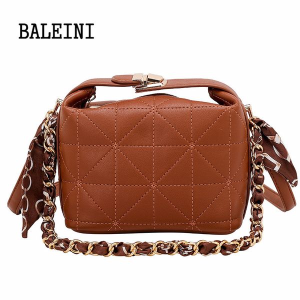 the new herald fashion large capacity leather female shoulder bag women handle bags with retro motorcycle tote bags 2019 hot
the new herald fashion large capacity leather female shoulder bag women handle bags with retro motorcycle tote bags 2019 hot