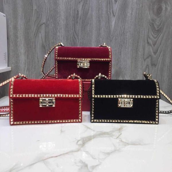 dreams2019 главной v rivet одноместного плеча satchel gold nail velvet реновация двухэтажный organ камера пакет
dreams2019 главной v rivet одноместного плеча satchel gold nail velvet реновация двухэтажный organ камера пакет