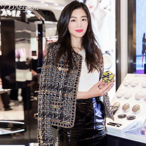 2019 spring and autumn female woolen coat temperament high-end woven tweed temperament short coat, Black;brown
2019 spring and autumn female woolen coat temperament high-end woven tweed temperament short coat, Black;brown