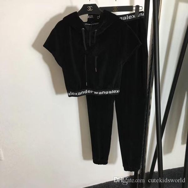 2020 дизайнер женщины девушки матч высокая талия брюки костюм для тонких женщин комплект, White
2020 дизайнер женщины девушки матч высокая талия брюки костюм для тонких женщин комплект, White