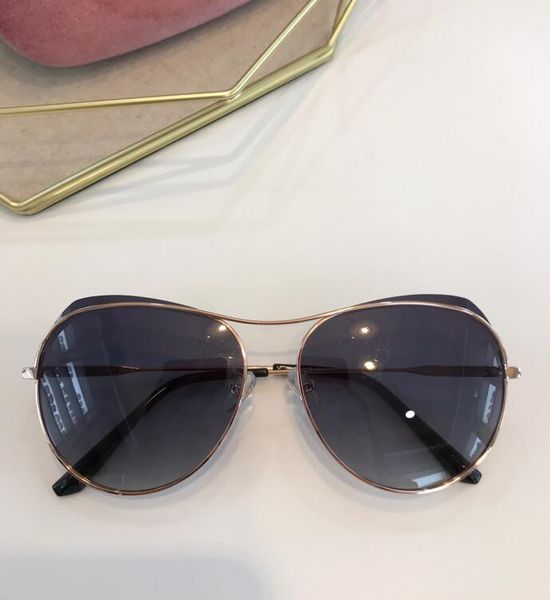 luxury sunglasses mens sunglasses women classic style plank metal frame 71s uv400 protection outdoor eyewear with, White;black 
luxury sunglasses mens sunglasses women classic style plank metal frame 71s uv400 protection outdoor eyewear with, White;black