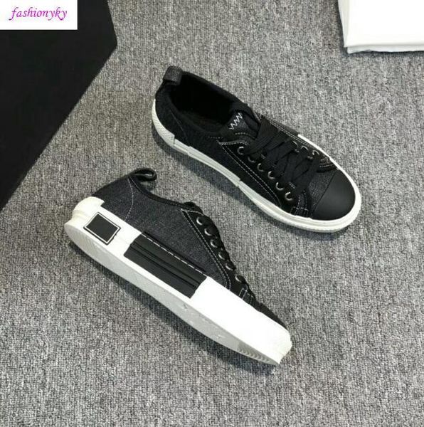 top limited cooperation b23 single m classic в качестве основного видения, в виде печати большой площади на верхней коробке sweethearts shoe, Black
top limited cooperation b23 single m classic в качестве основного видения, в виде печати большой площади на верхней коробке sweethearts shoe, Black