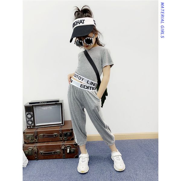 girls set 2019 summer new children's short t-shirt ribbon letter print casual pants two-piece set, White
girls set 2019 summer new children's short t-shirt ribbon letter print casual pants two-piece set, White