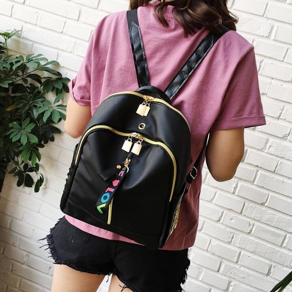 Leisure outdoor women's shoulder backpack creative personality youth double zipper schoolbag Korean version of fashion shoulder backpack
Leisure outdoor women's shoulder backpack creative personality youth double zipper schoolbag Korean version of fashion shoulder backpack