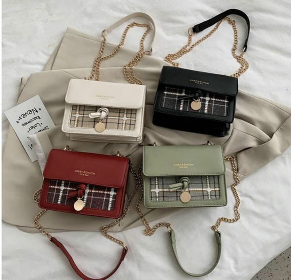 new chain small square wild designer female bag 2020 fashion simple one shoulder messenger bag mobile phone bag in stock
new chain small square wild designer female bag 2020 fashion simple one shoulder messenger bag mobile phone bag in stock